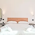Dimora Petruzzelli Bari