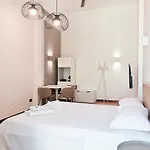 Lägenhet Dimora Petruzzelli Bari