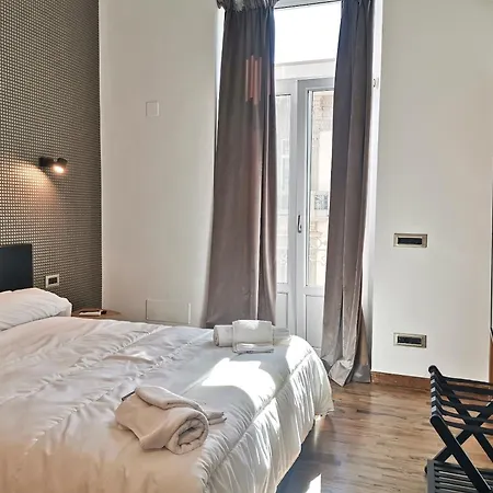 Dimora Petruzzelli * باري